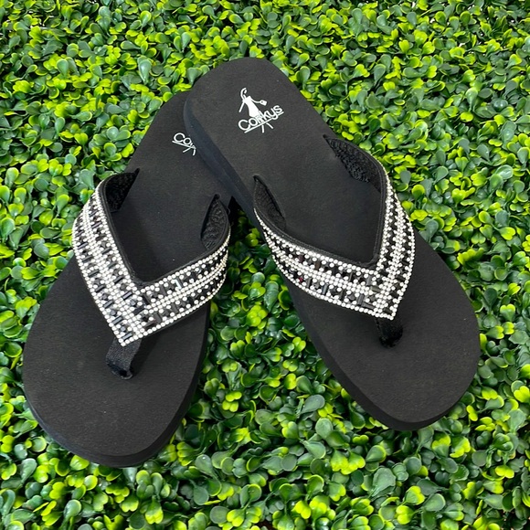 Corkys Shoes - ❤️NEW LAST ONE!! SALE! 🌼 Black Beaded and Clear Crystals Flip Flops Sandals